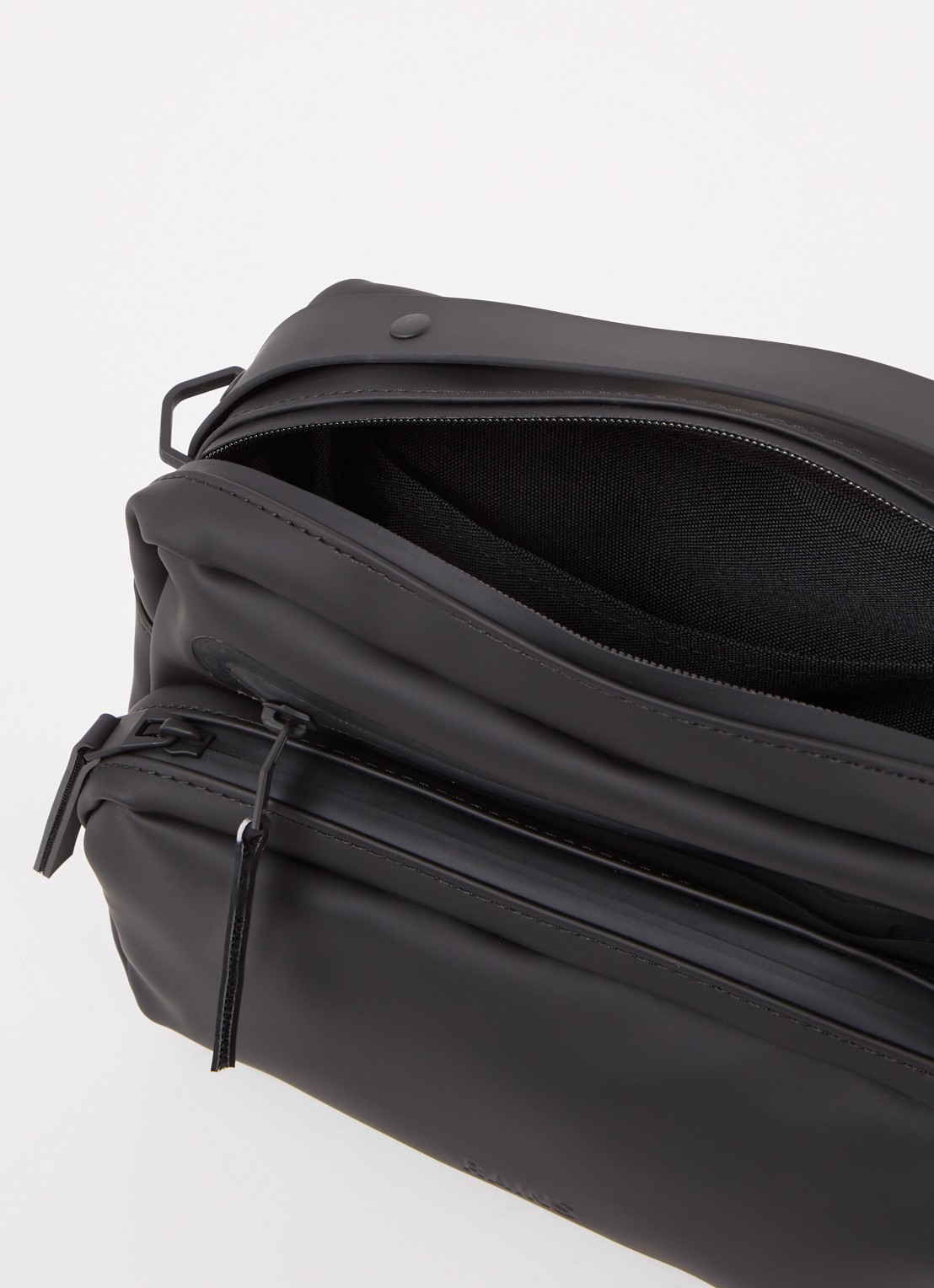 Rains Cargo Box schoudertas met afneembare schouderriem - detail 3 zwart