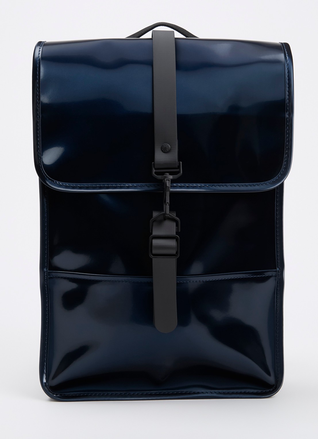 Rains Mini W3 rugzak met 15 inch laptopvak en waterafstotende coating - voorkant donkerblauw