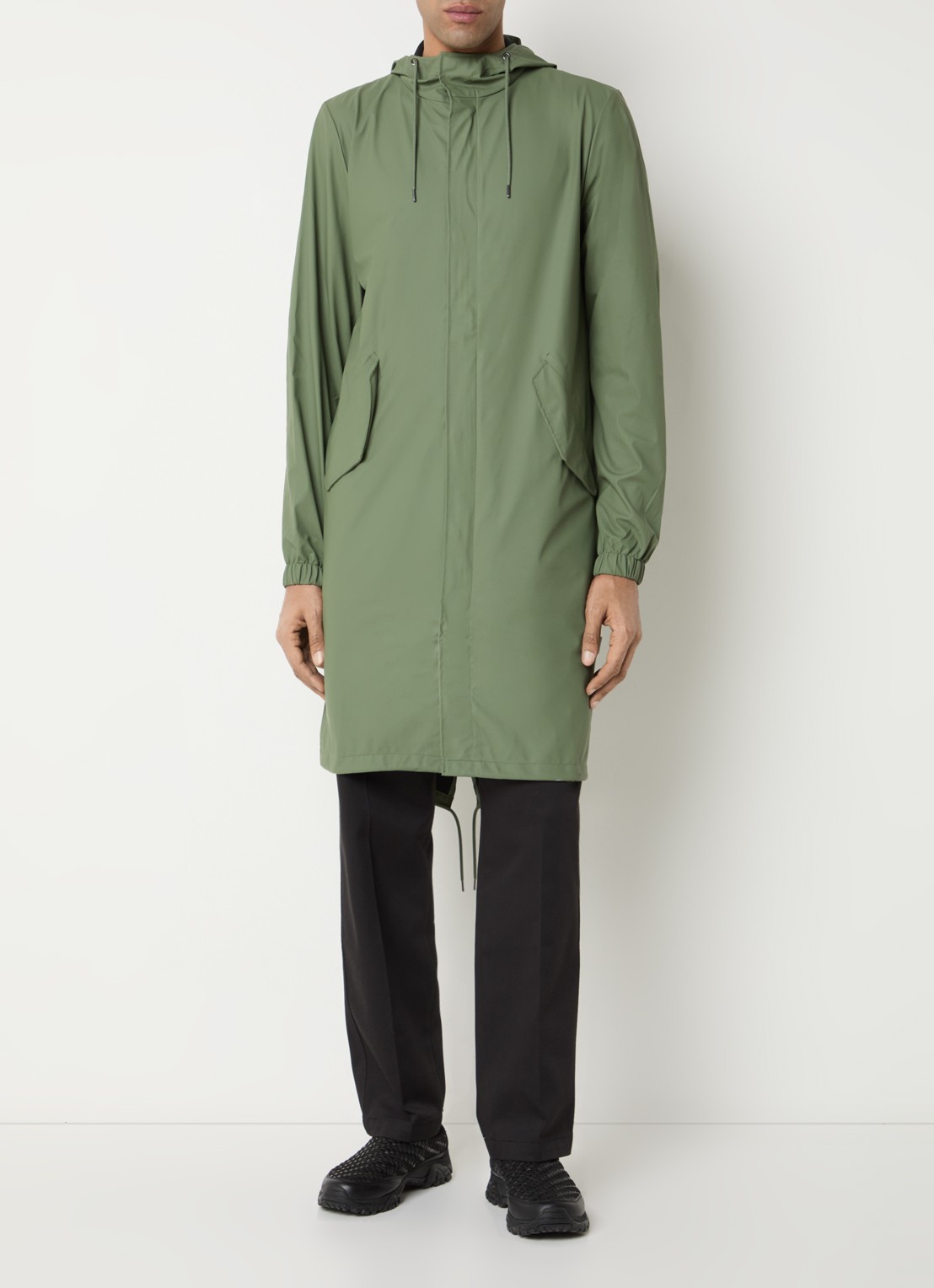 Rains Regenjack met capuchon en klepzakken - voorkant 2 legergroen