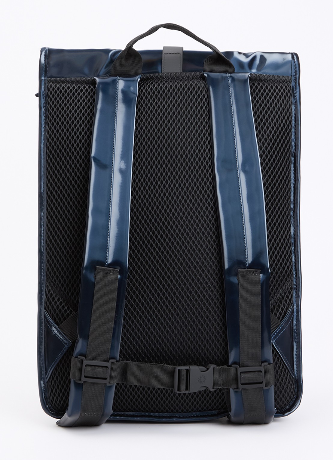 Rains Rolltop rugzak met waterafstotende coating en 15 inch laptopvak - achterkant 2 olijfgroen