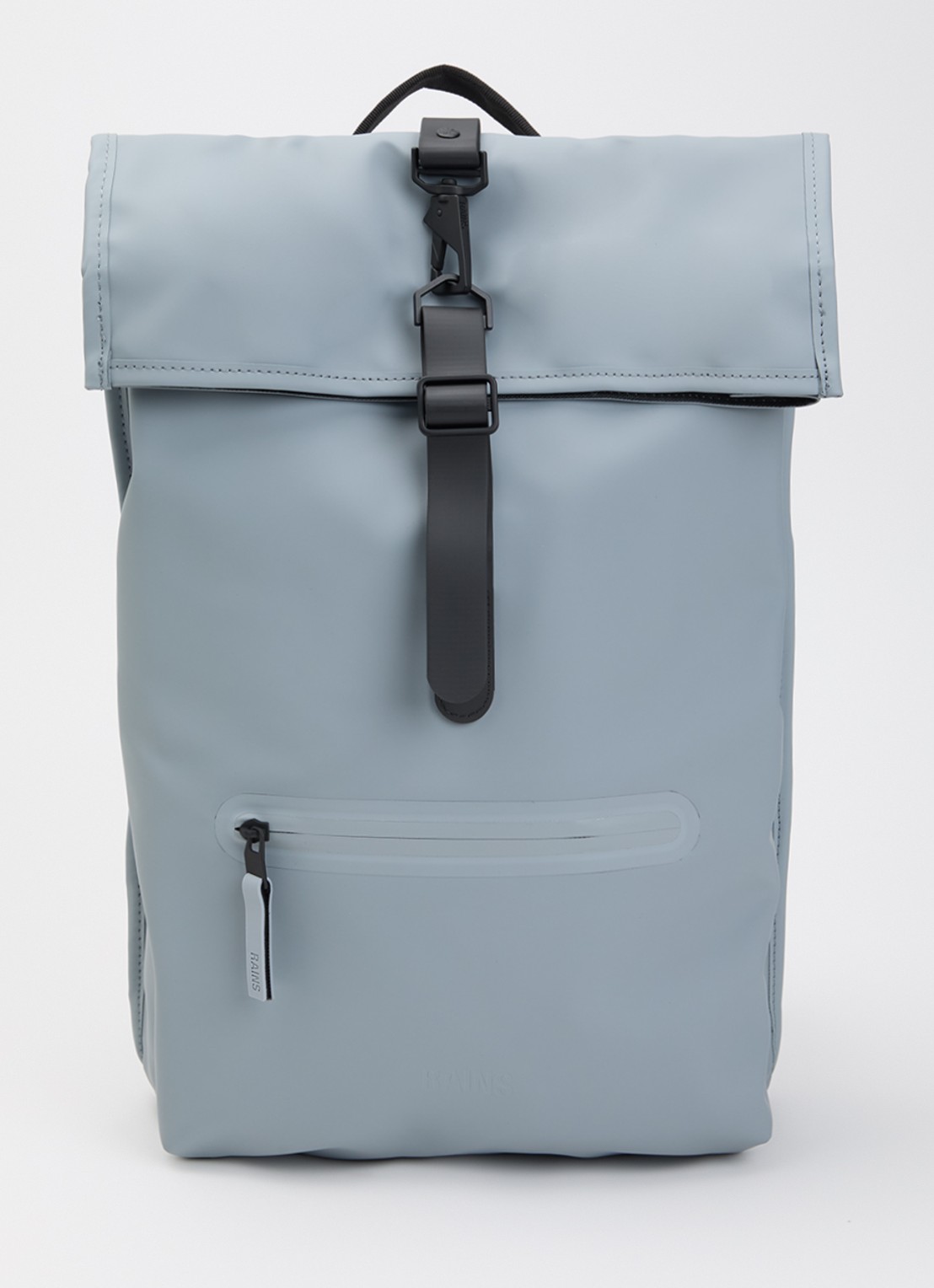 Rains Rolltop rugzak met waterafstotende coating - voorkant lichtblauw