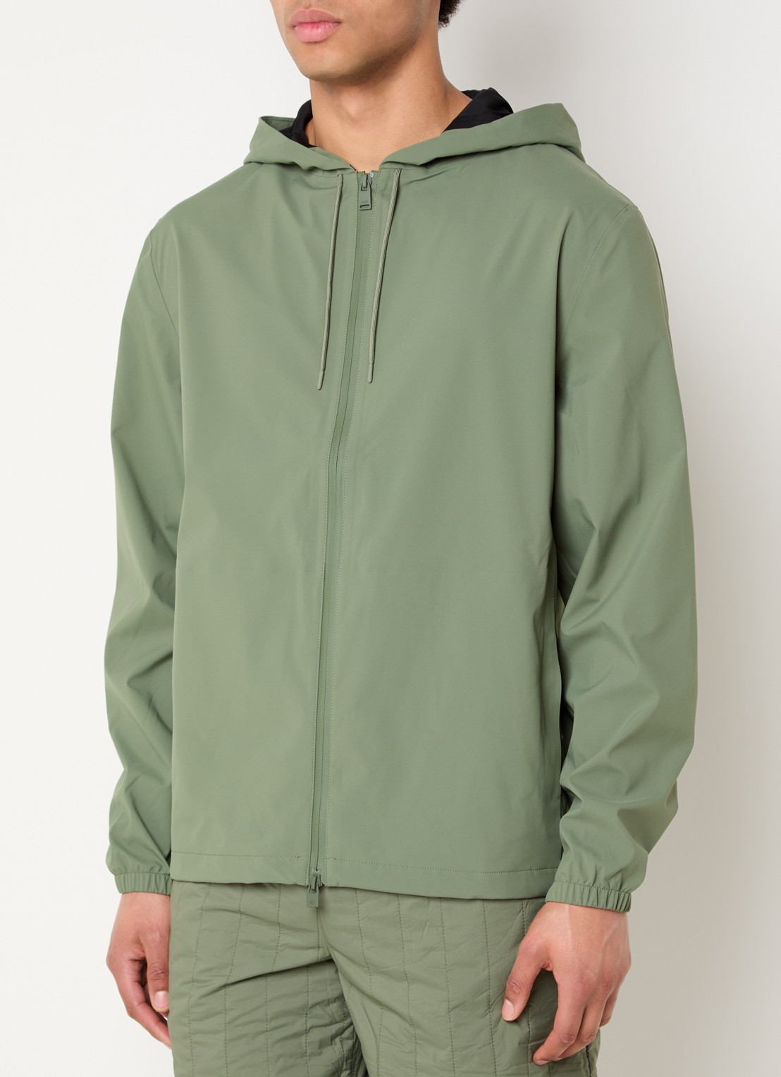 Rains Suva softshell jack met capuchon - detail 4 groen