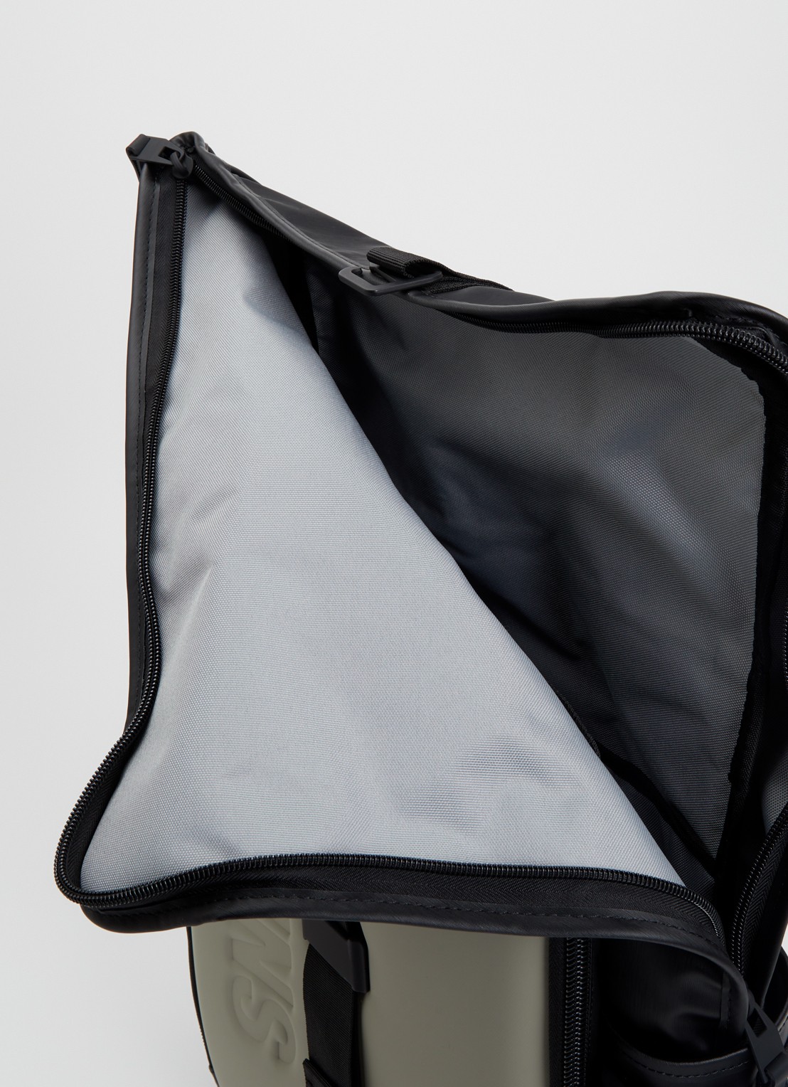 Rains Texel Moulded rugzak met 16 inch laptopvak en waterafstotende coating - detail 3 lindegroen
