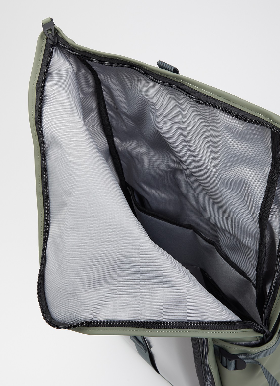 Rains Texel rugzak met waterafstotende coating en 16 inch laptopvak - detail 2 groen