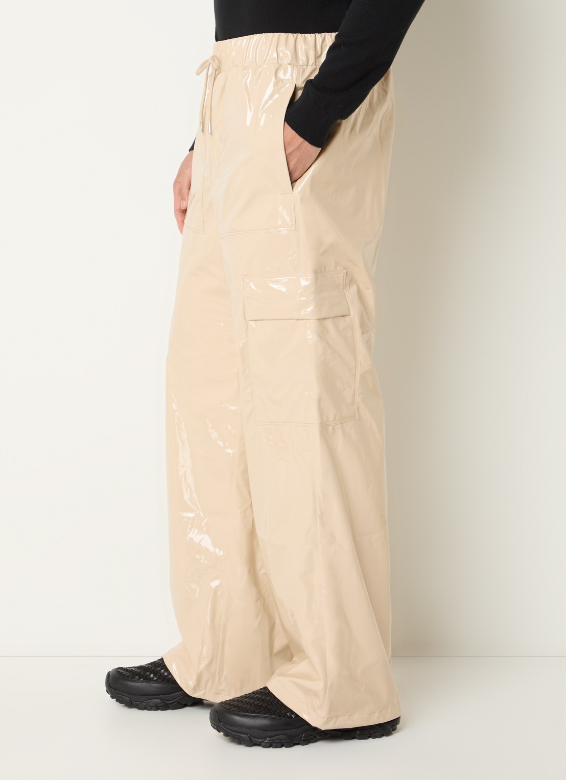 Rains Wide fit cargobroek met steekzakken - detail 4 beige