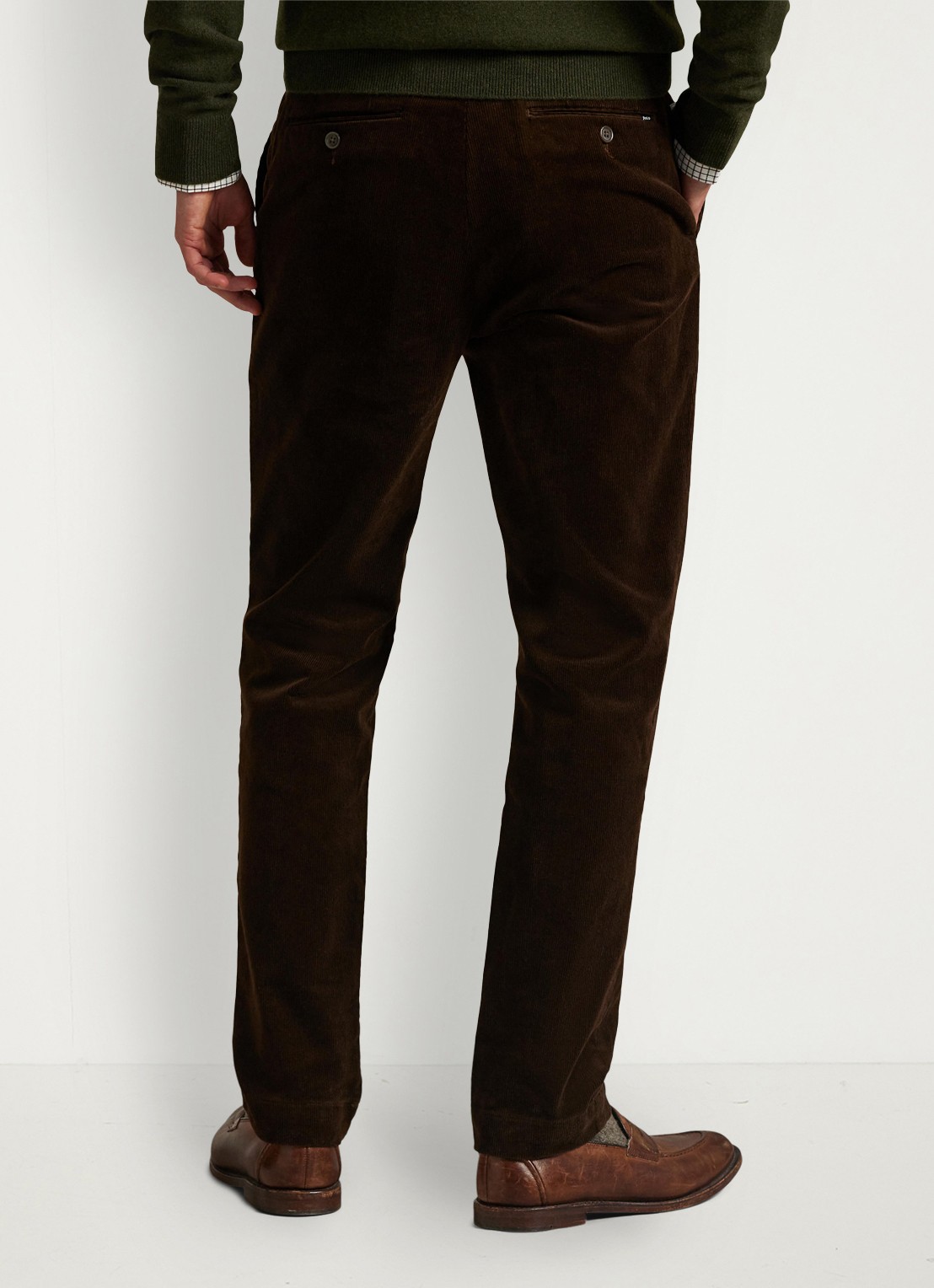 Ralph Lauren Andover slim fit corduroy broek met steekzakken - achterkant cooper brown / bruin