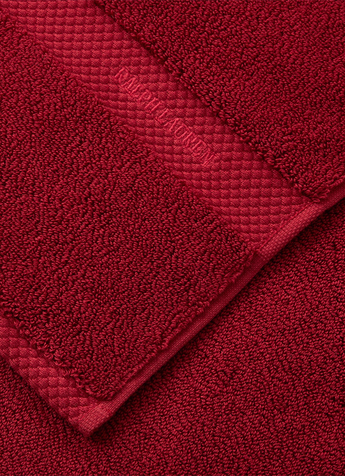 Ralph Lauren Avenue badserie 750 gr/m2 - voorkant 3 rood