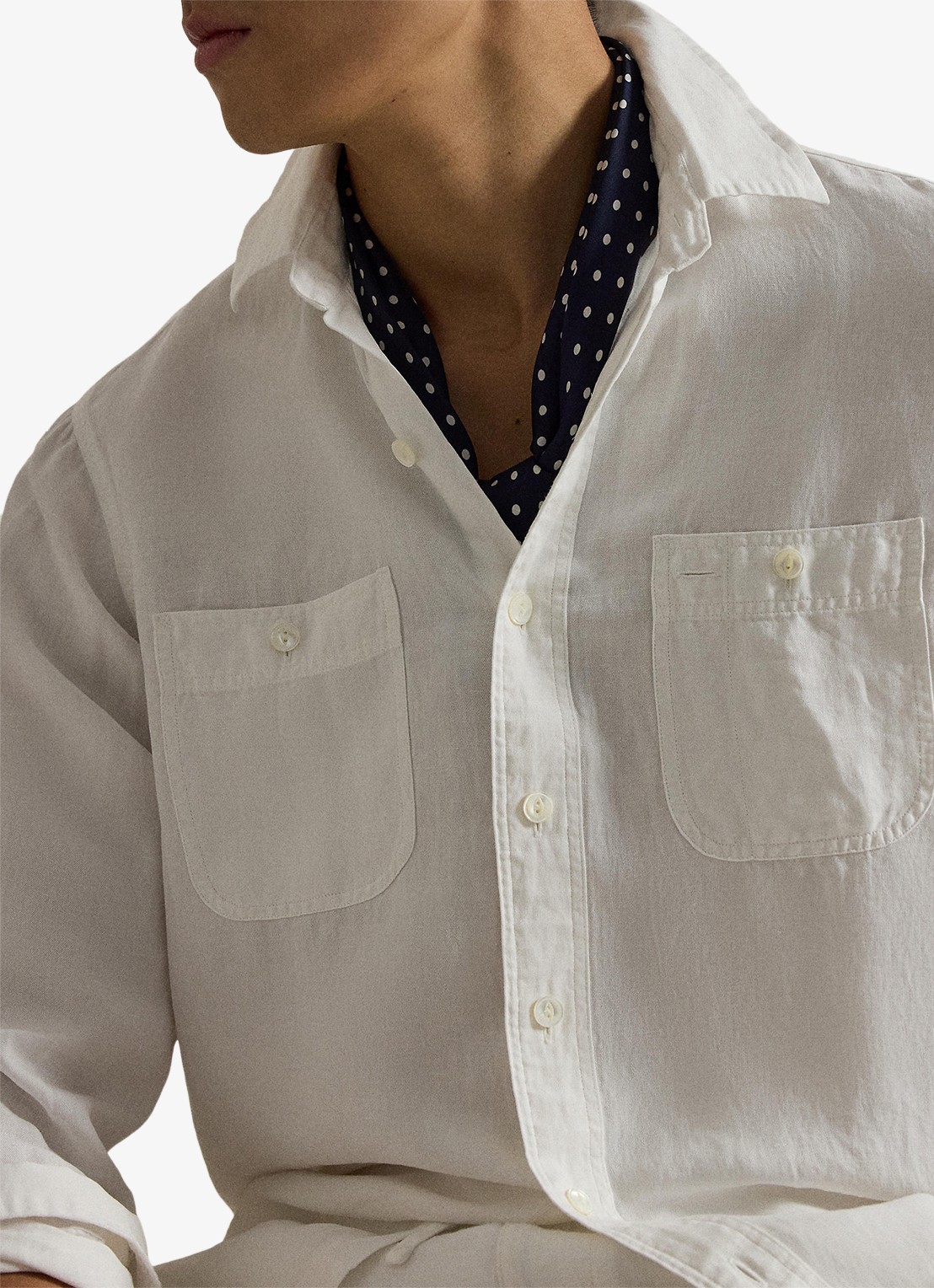 Ralph Lauren Classic fit overhemd in zijdeblend met borstzakken - detail 3 white / wit