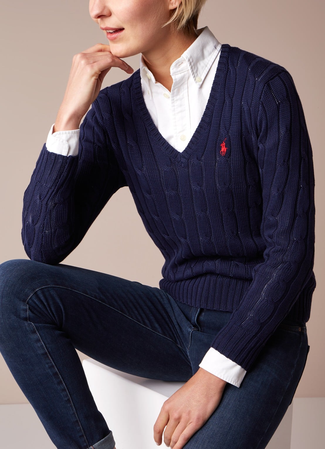 Ralph Lauren Classic kabelgebreide pullover met V-hals - detail 2 donkerblauw