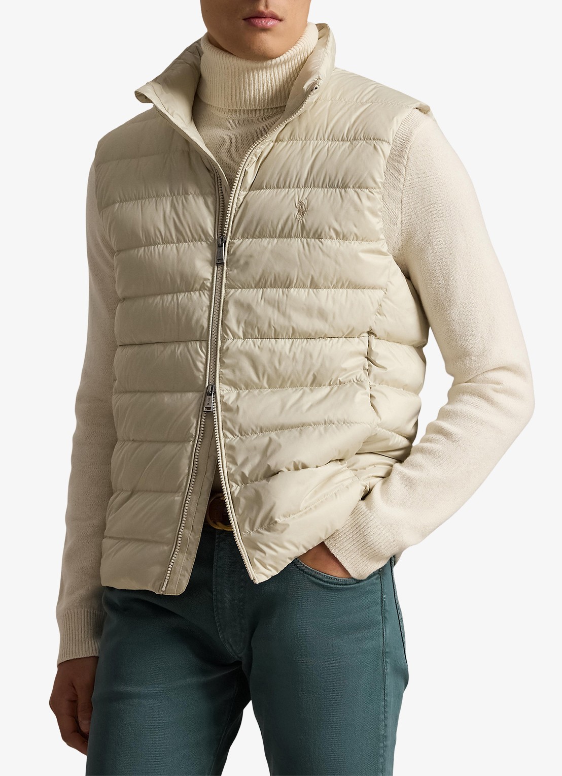 Ralph Lauren Colden opvouwbare bodywarmer met donsvulling en waterafstotende coating - detail 2 basic sand / zand