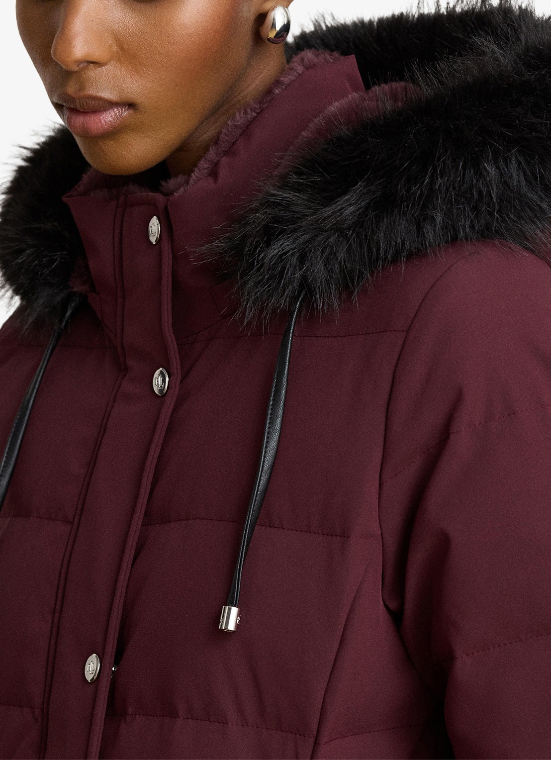 Ralph Lauren Donsjas met capuchon en imitatiebont - detail 2 dark garnet / bordeauxrood