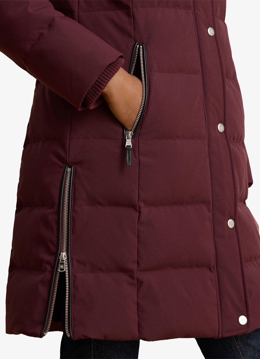 Ralph Lauren Donsjas met capuchon en imitatiebont - detail 3 dark garnet / bordeauxrood