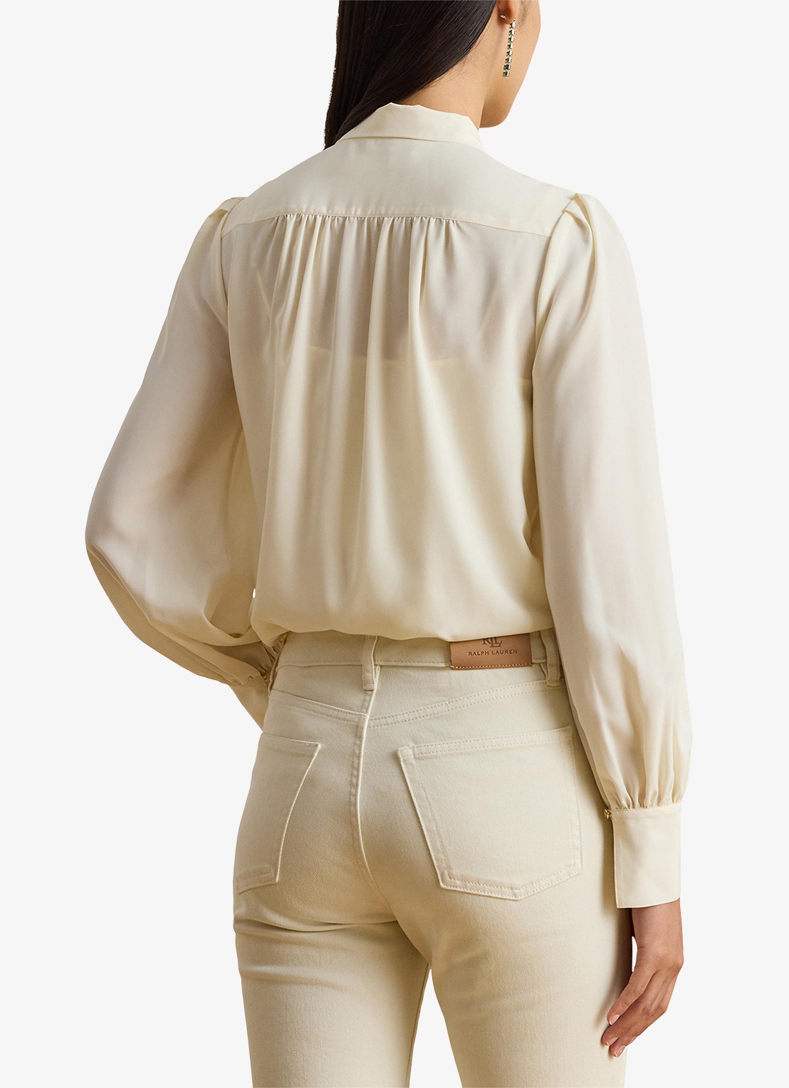 Ralph Lauren Georgette blouse met sjaalkraag en pofmouw - achterkant 3 creme