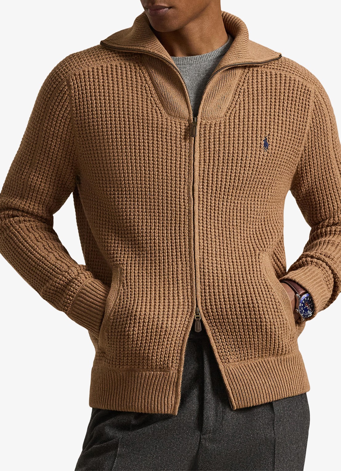 Ralph Lauren Grofgebreid vest in wolblend met logoborduring - detail 2 brown sugar melange / bruin
