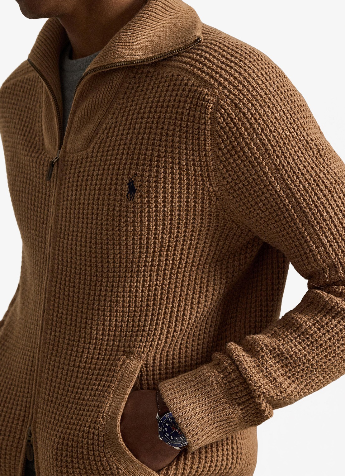 Ralph Lauren Grofgebreid vest in wolblend met logoborduring - detail 3 brown sugar melange / bruin