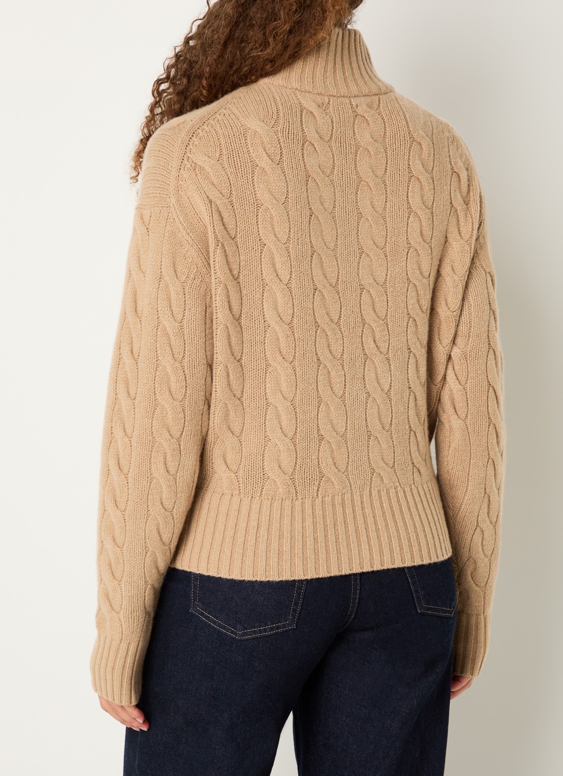 Ralph Lauren Kabelgebreide trui in kasjmierblend met halve rits en logoborduring - achterkant 4 camel