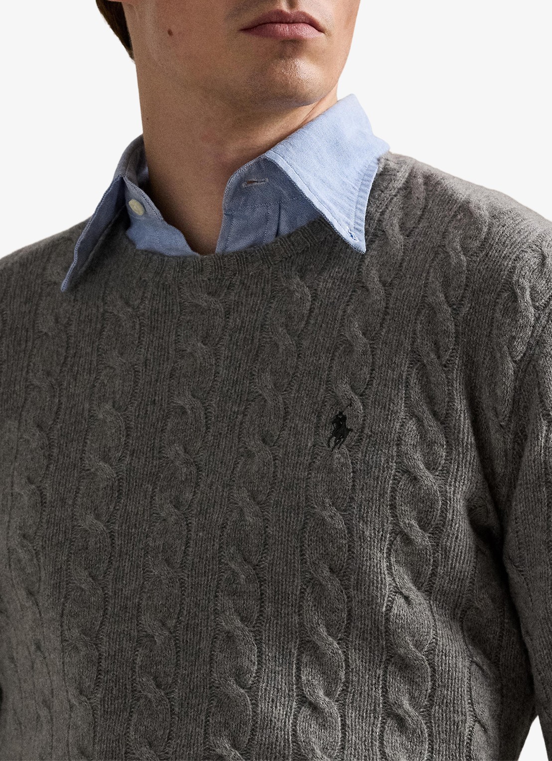 Ralph Lauren Kabelgebreide trui in kasjmierblend met logoborduring - detail 3 grijs