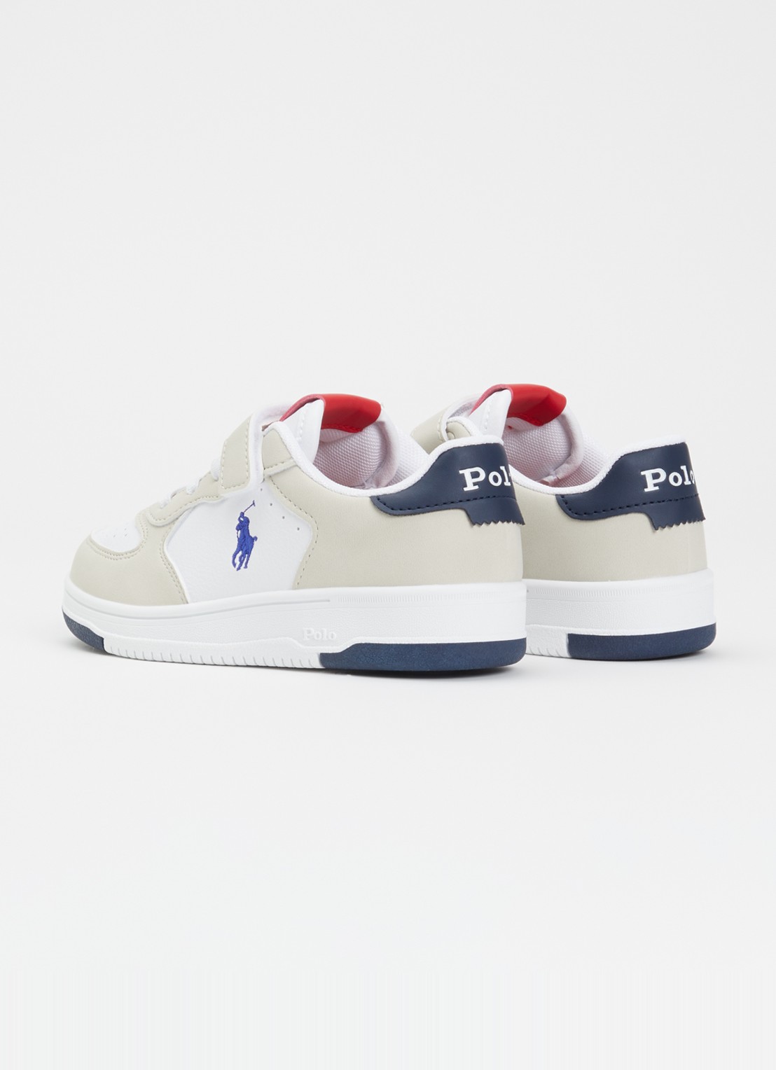 Ralph Lauren Masters Court Sneaker met logoborduring - achterkant beige