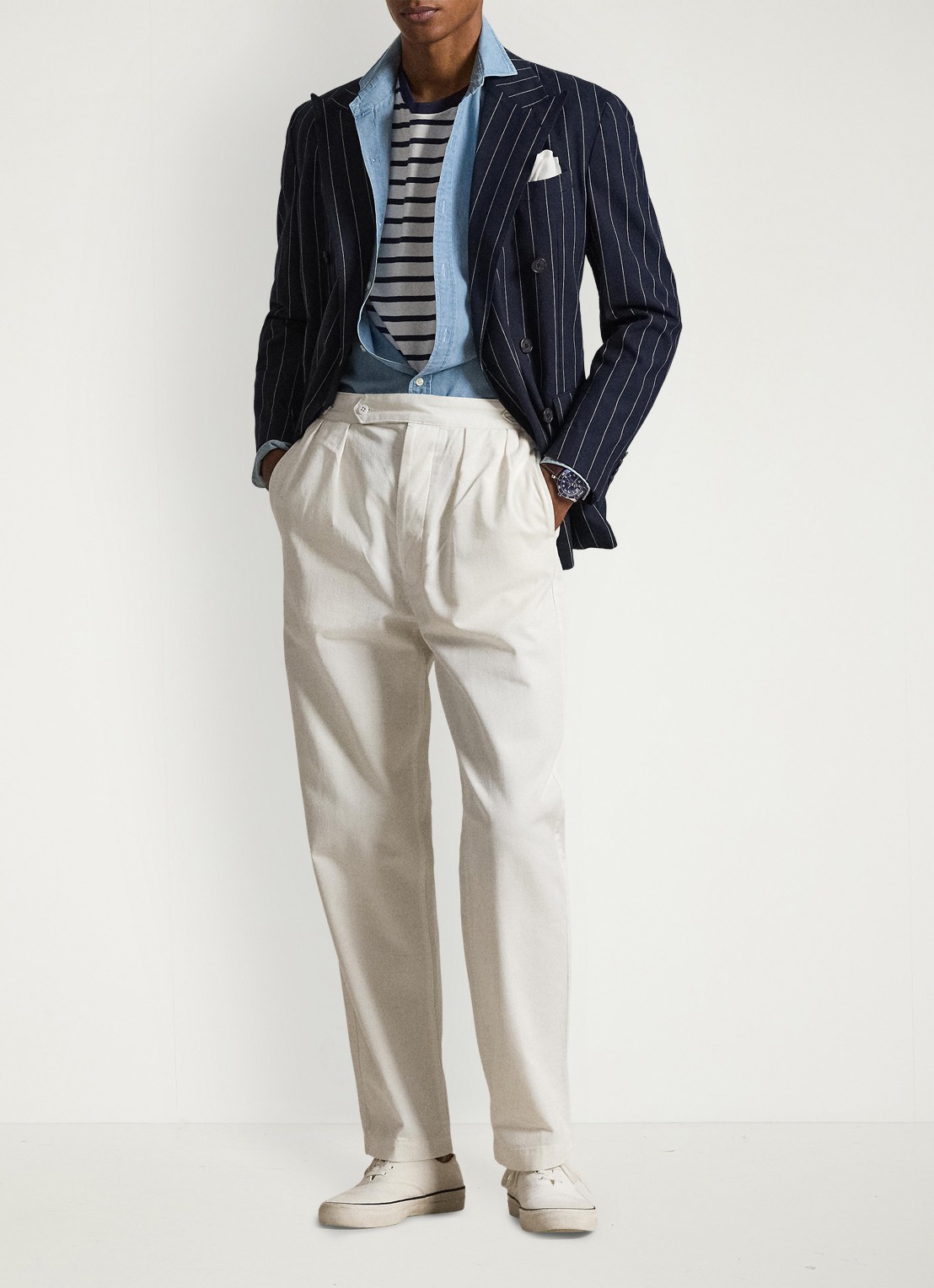 Ralph Lauren Relaxed fit chino met plooidetails - voorkant 4 deckwash white / wit