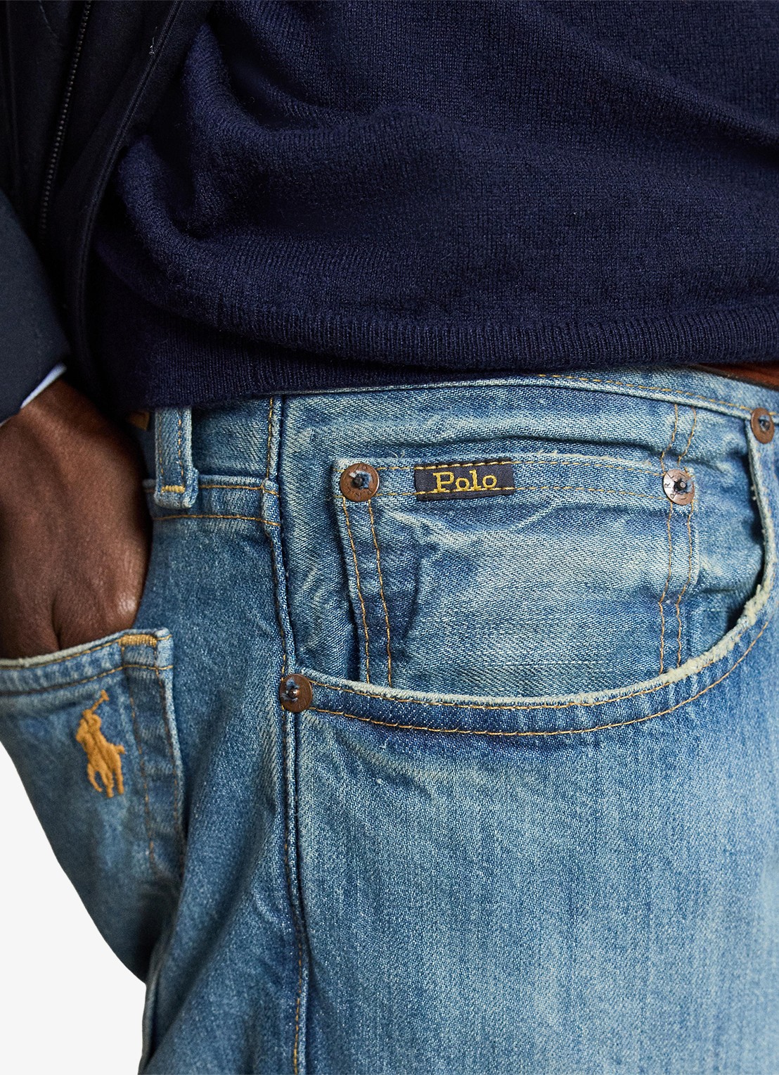 Ralph Lauren Slim leg jeans met lichte wassing - detail 5 robinson / lichtblauw