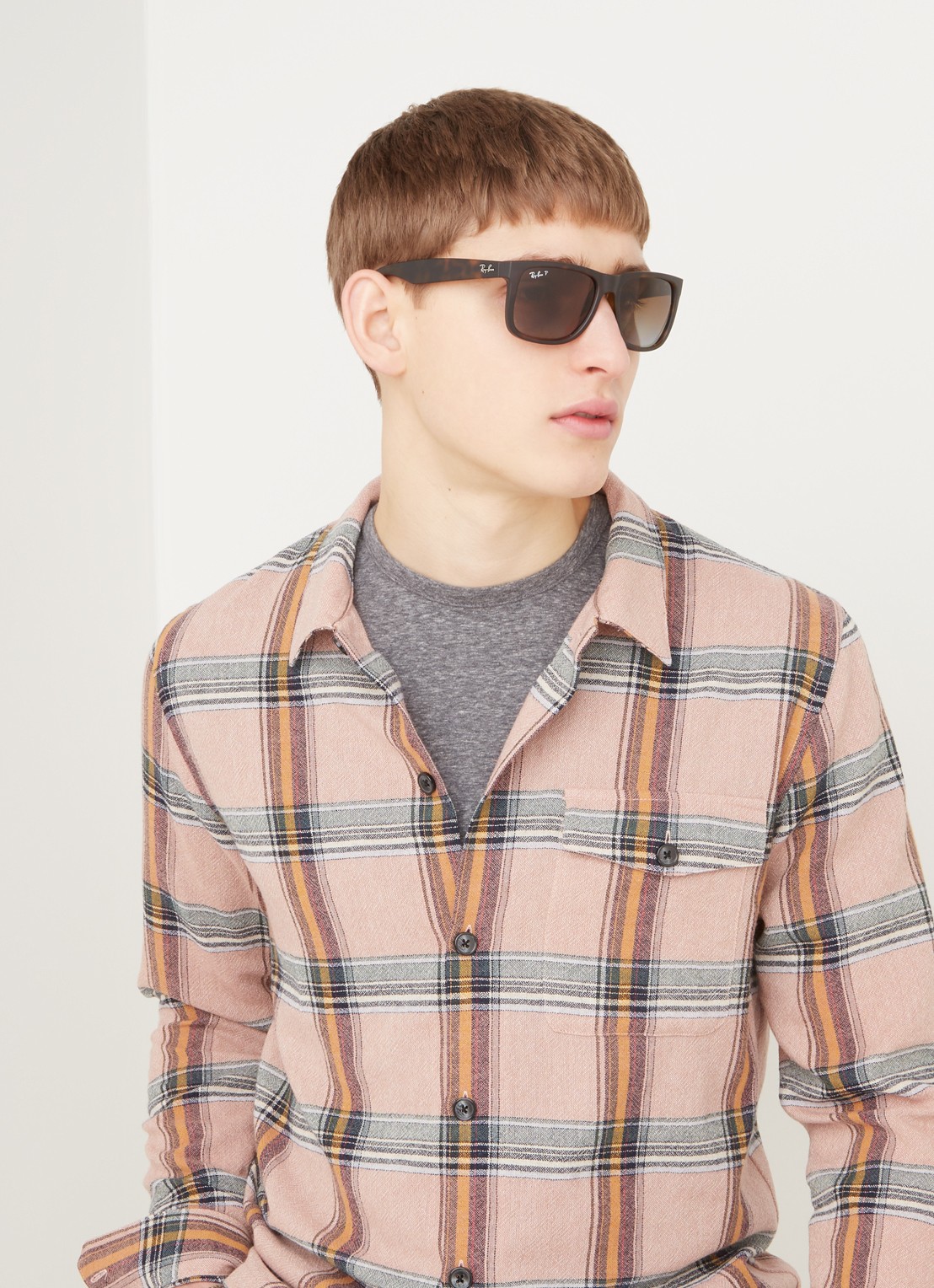 Ray-Ban Zonnebril Justin gepolariseerd RB4165 - voorkant 2 bruin