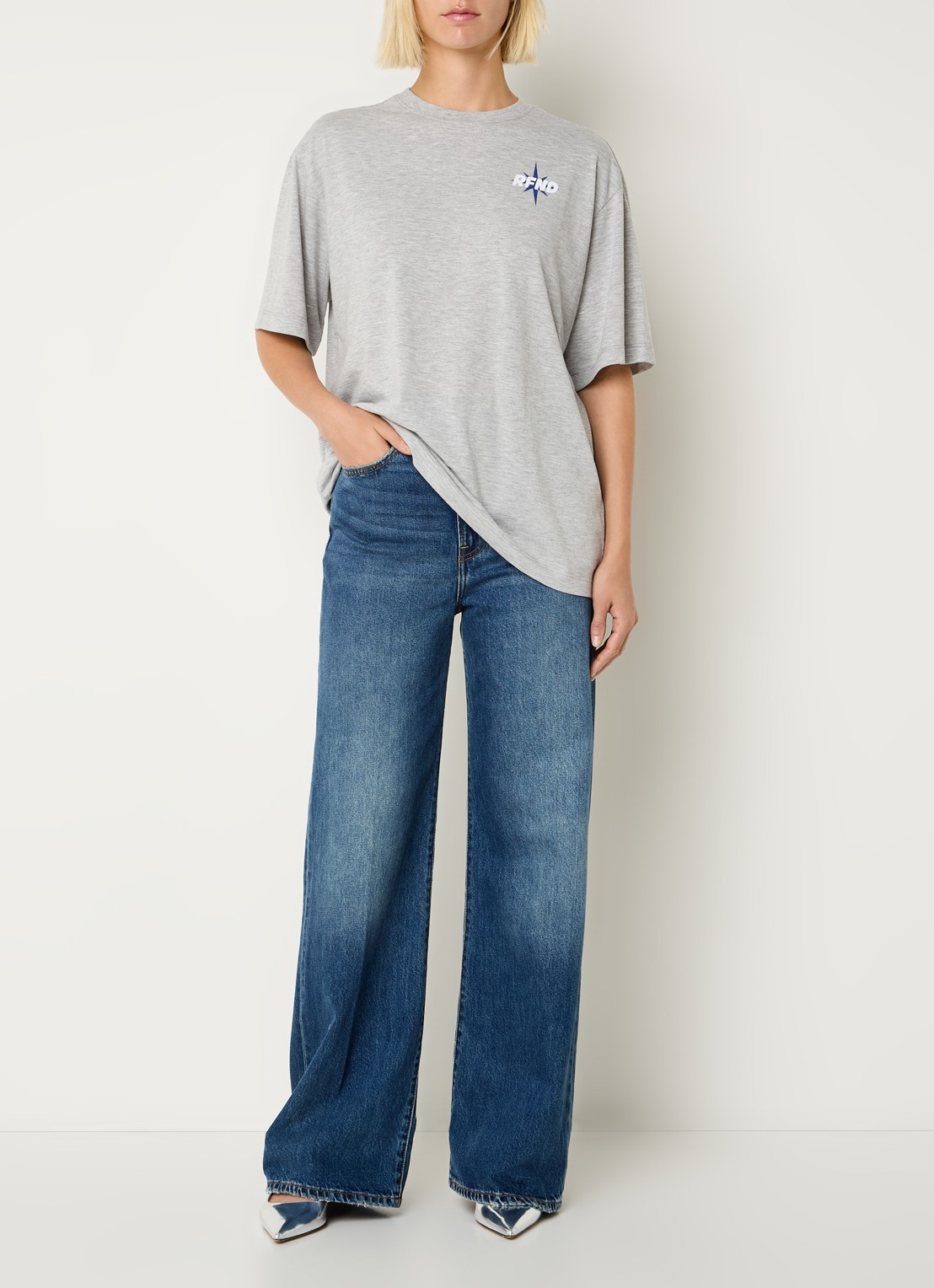 Refined Department Maggy oversized T-shirt met logo- en backprint - voorkant 4 grijsmele