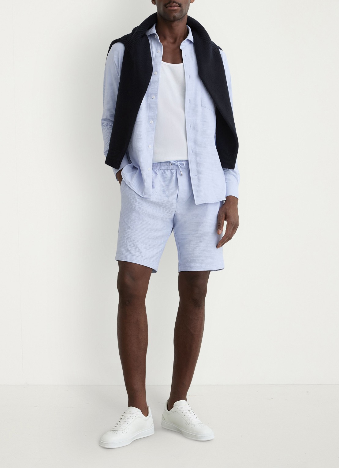 Reiss Ajay straight fit korte broek met structuur - voorkant 2 lichtblauw