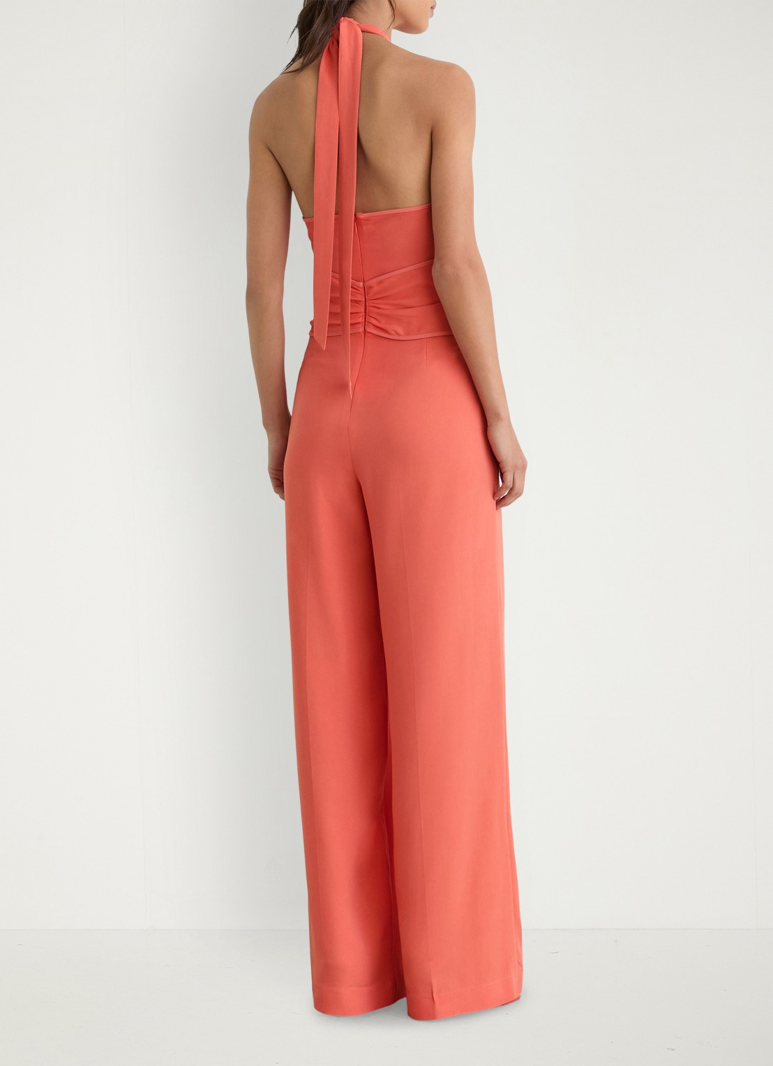 Reiss Akia wide fit jumpsuit met steekzakken - achterkant 3 koraalroze