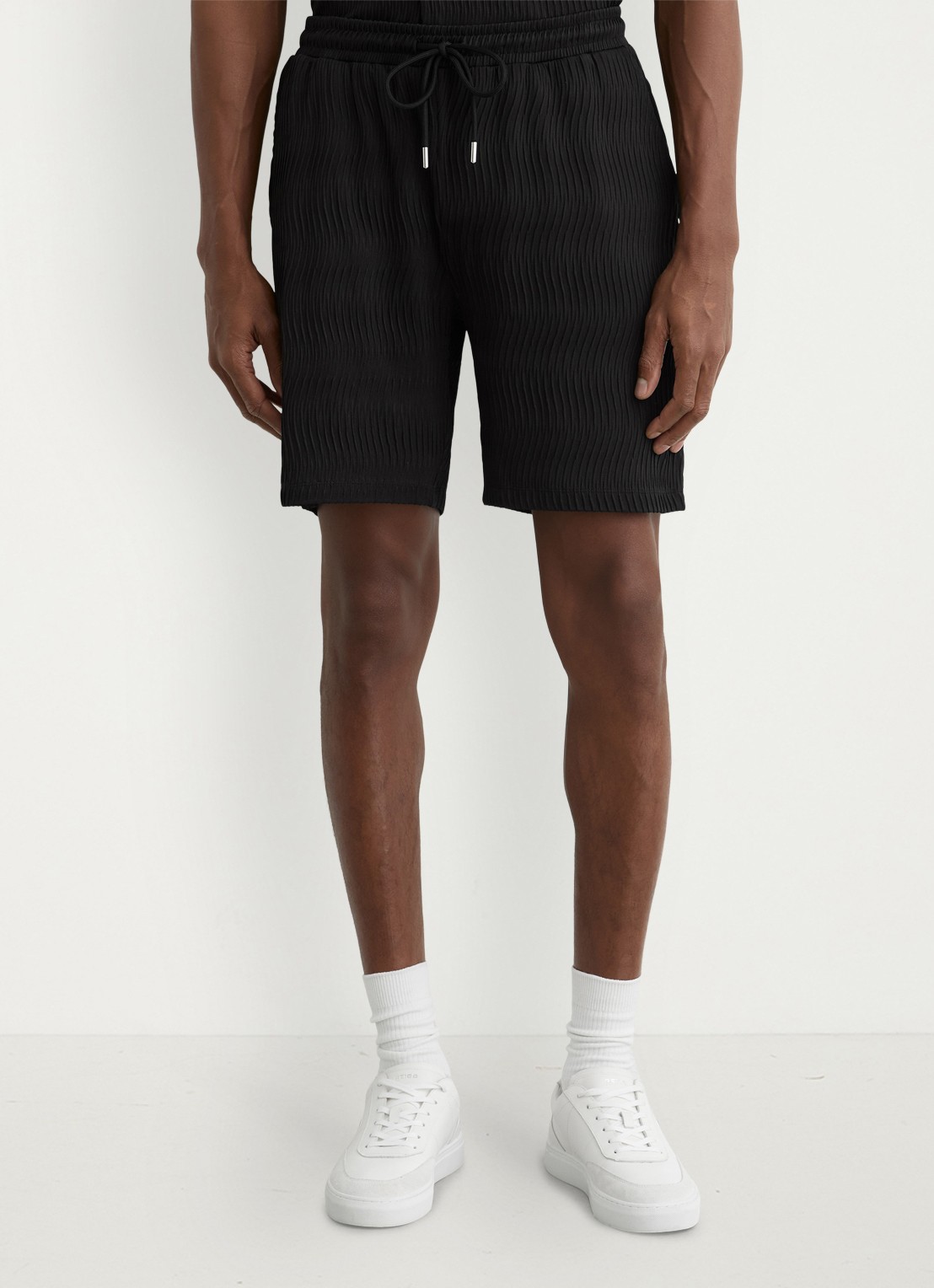 Reiss Alvo korte broek met structuur - detail 3 black / zwart