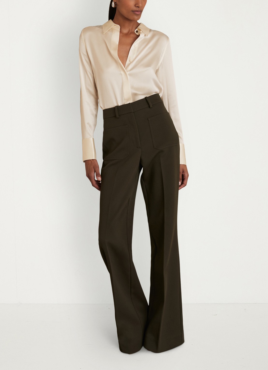 Reiss Ameira blouse van zijde - voorkant 2 beige