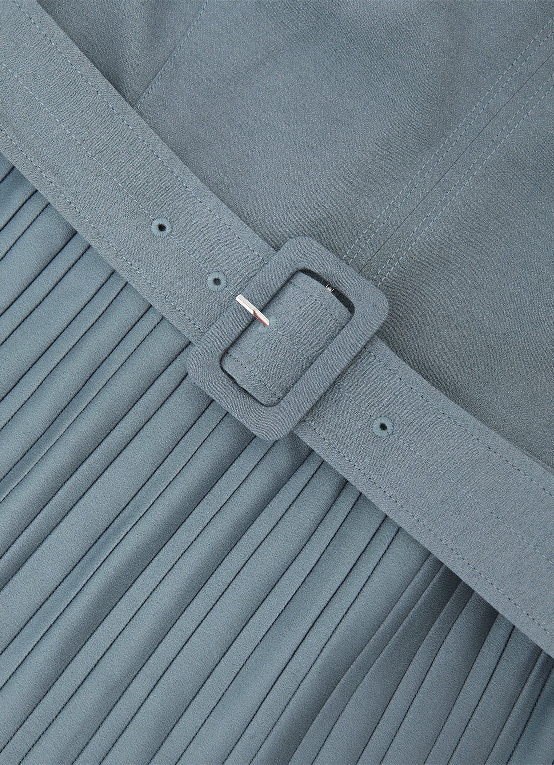 Reiss Ania midi jurk met plooien en col - detail 6 donkerblauw