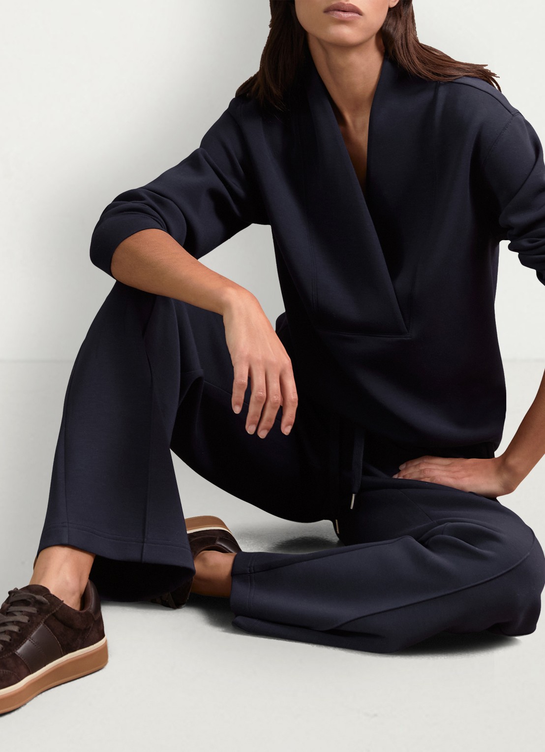 Reiss ANNABEL Premium Interlock Shawl-Neck Sweatshirt with Modal - detail 3 donkerblauw