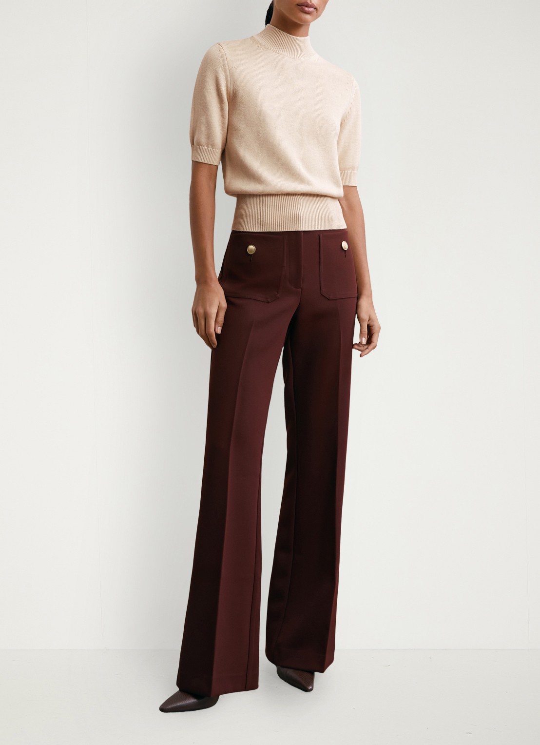 Reiss Aria fijngebreide top in wolblend met opstaande kraag - voorkant 6 beige