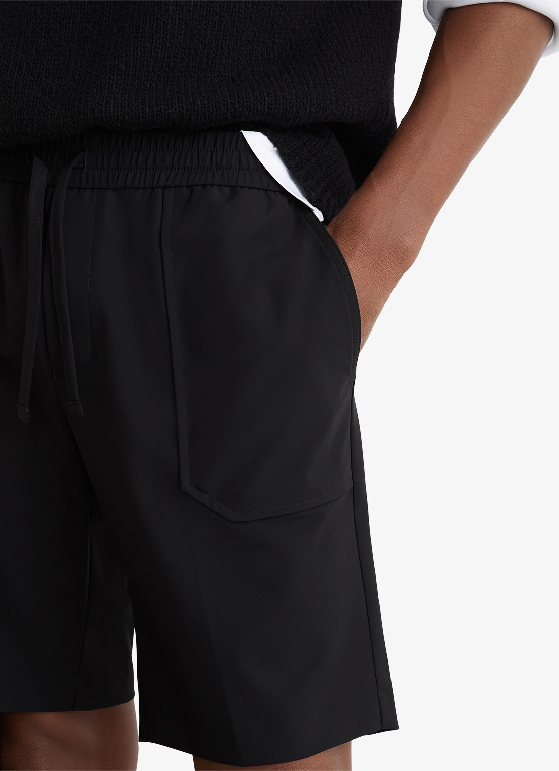 Reiss Ascend straight fit korte broek met steekzakken - detail 3 black / zwart