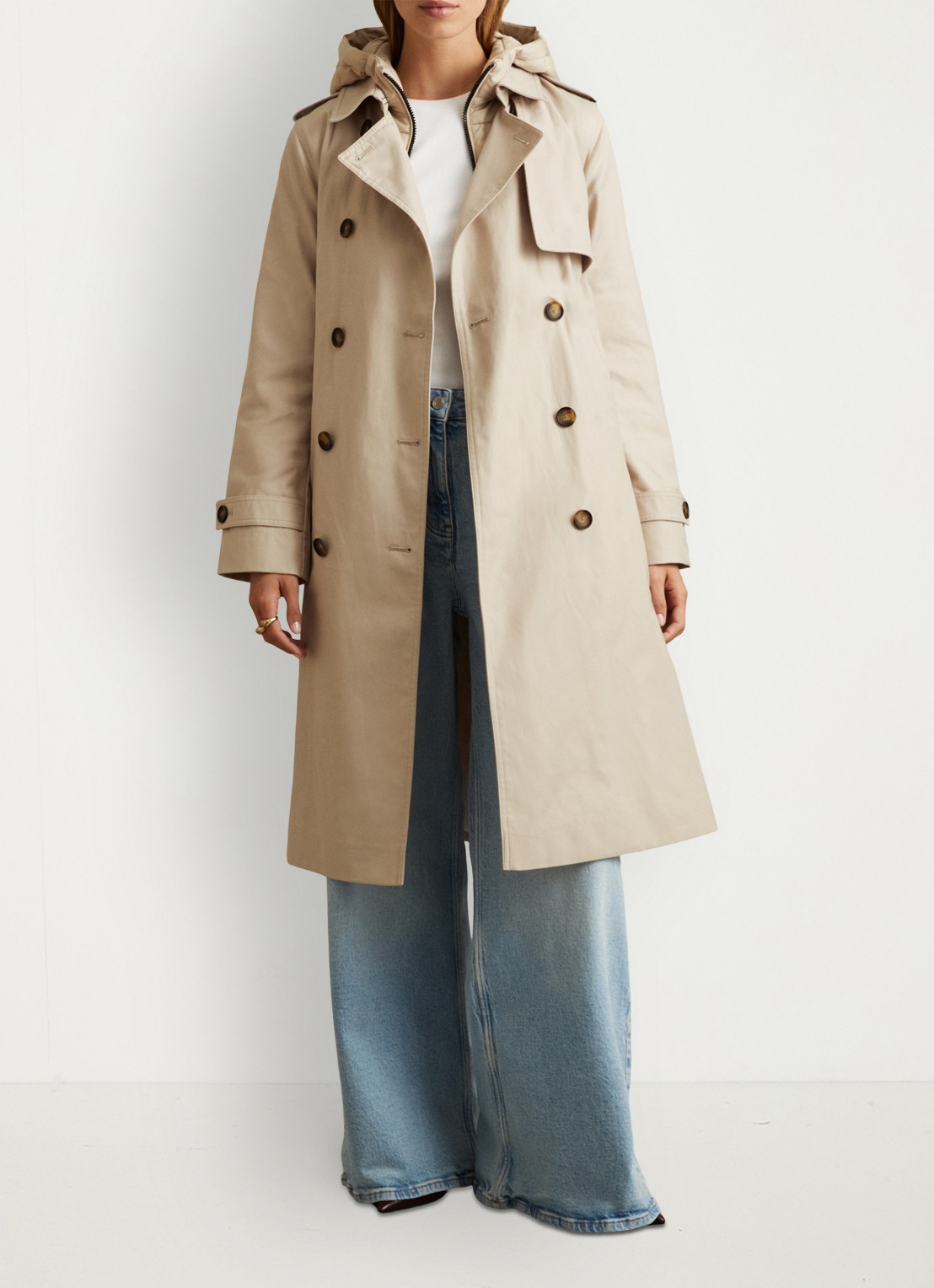 Reiss Azura double-breasted trenchcoat met afneembare capuchon - voorkant 7 beige