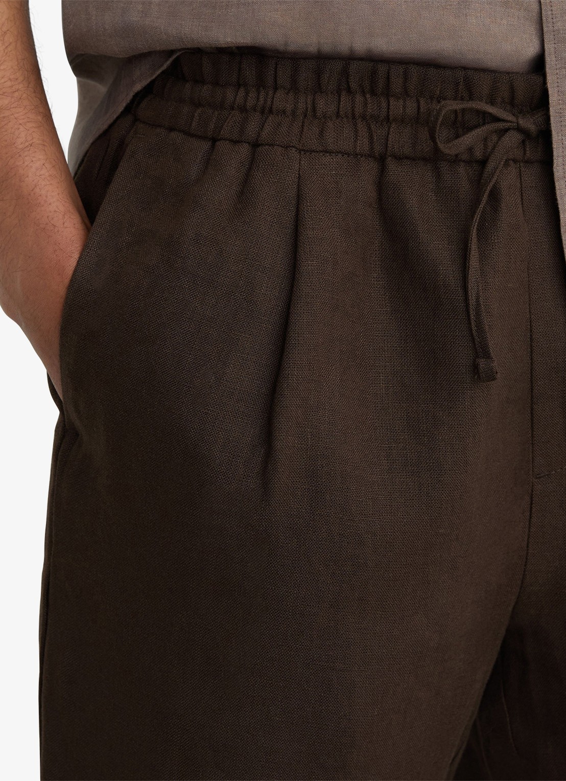 Reiss Barges straight fit korte broek van linnen - detail 5 chocoladebruin