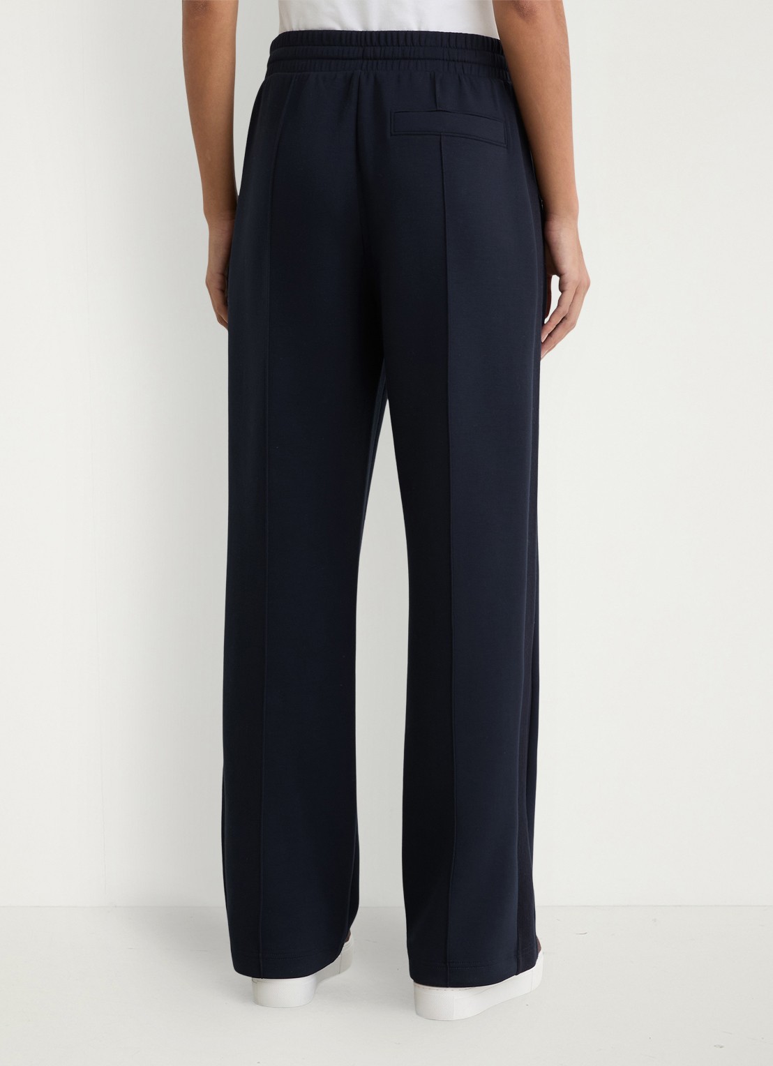 Reiss Bella wide fit joggingbroek met steekzakken - achterkant donkerblauw
