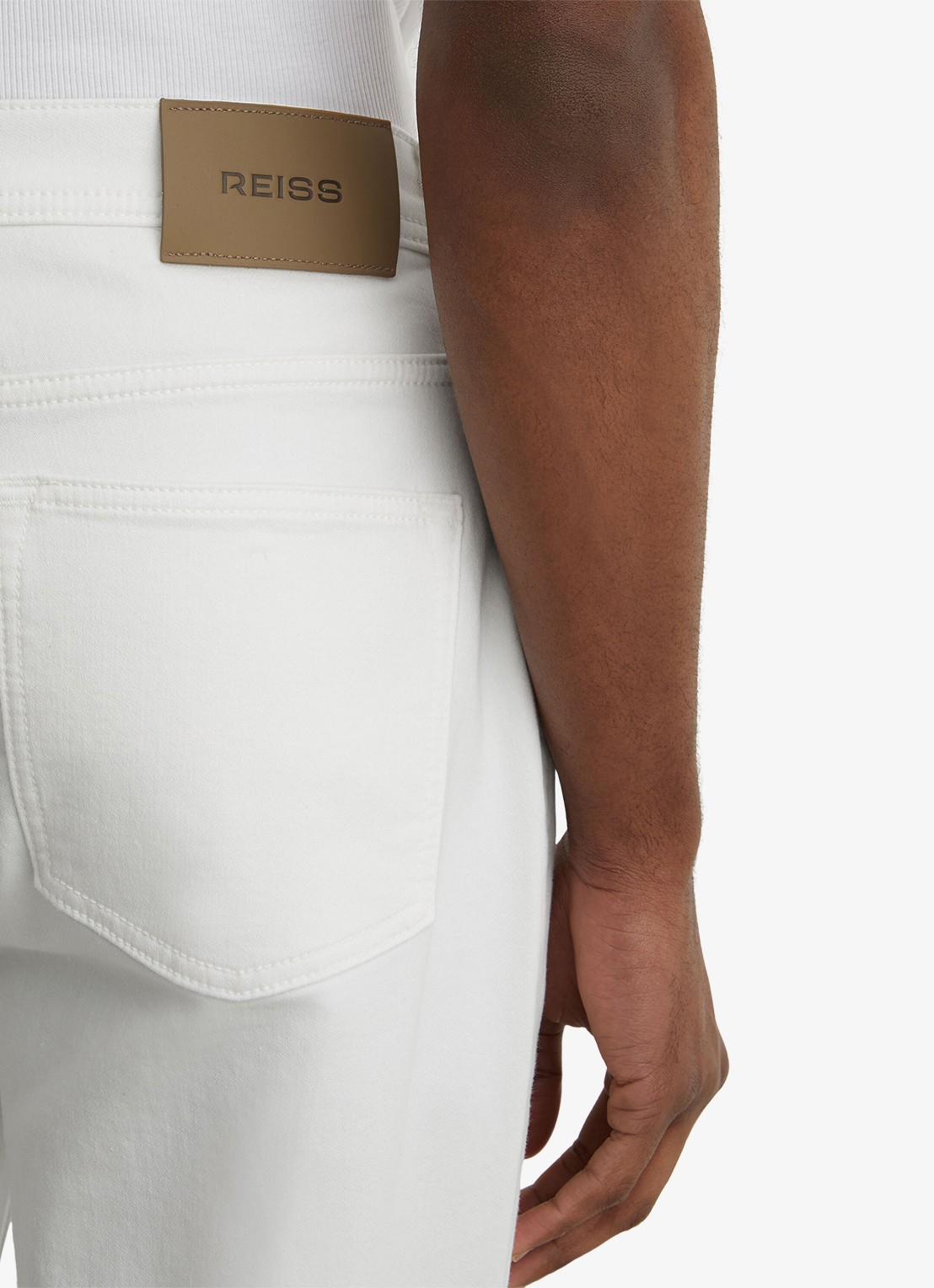 Reiss Bishopgate straight leg jeans met steekzakken - detail 4 white / wit
