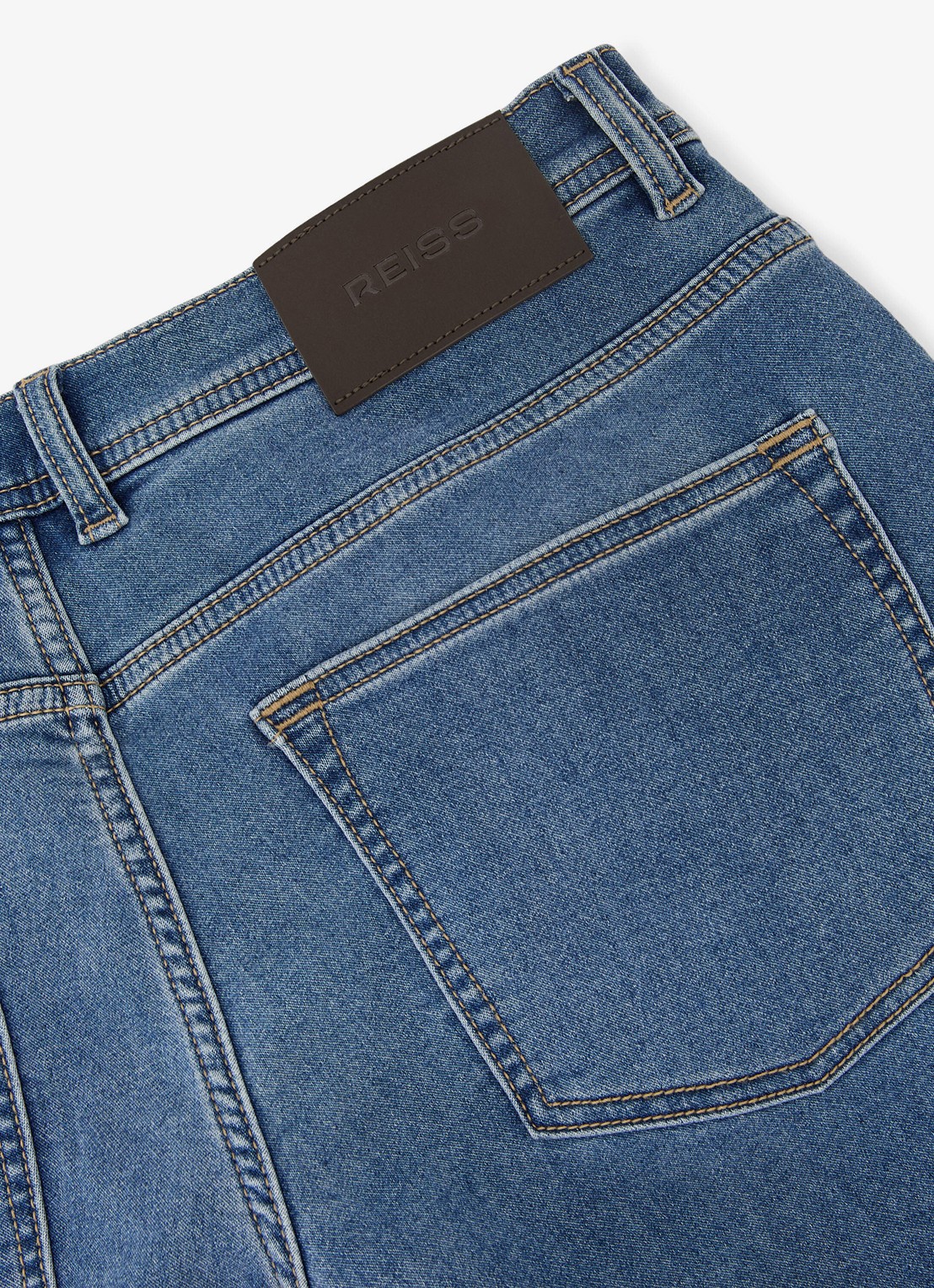 Reiss Bishopgate straight leg jeans met steekzakken - detail 4 lichtblauw