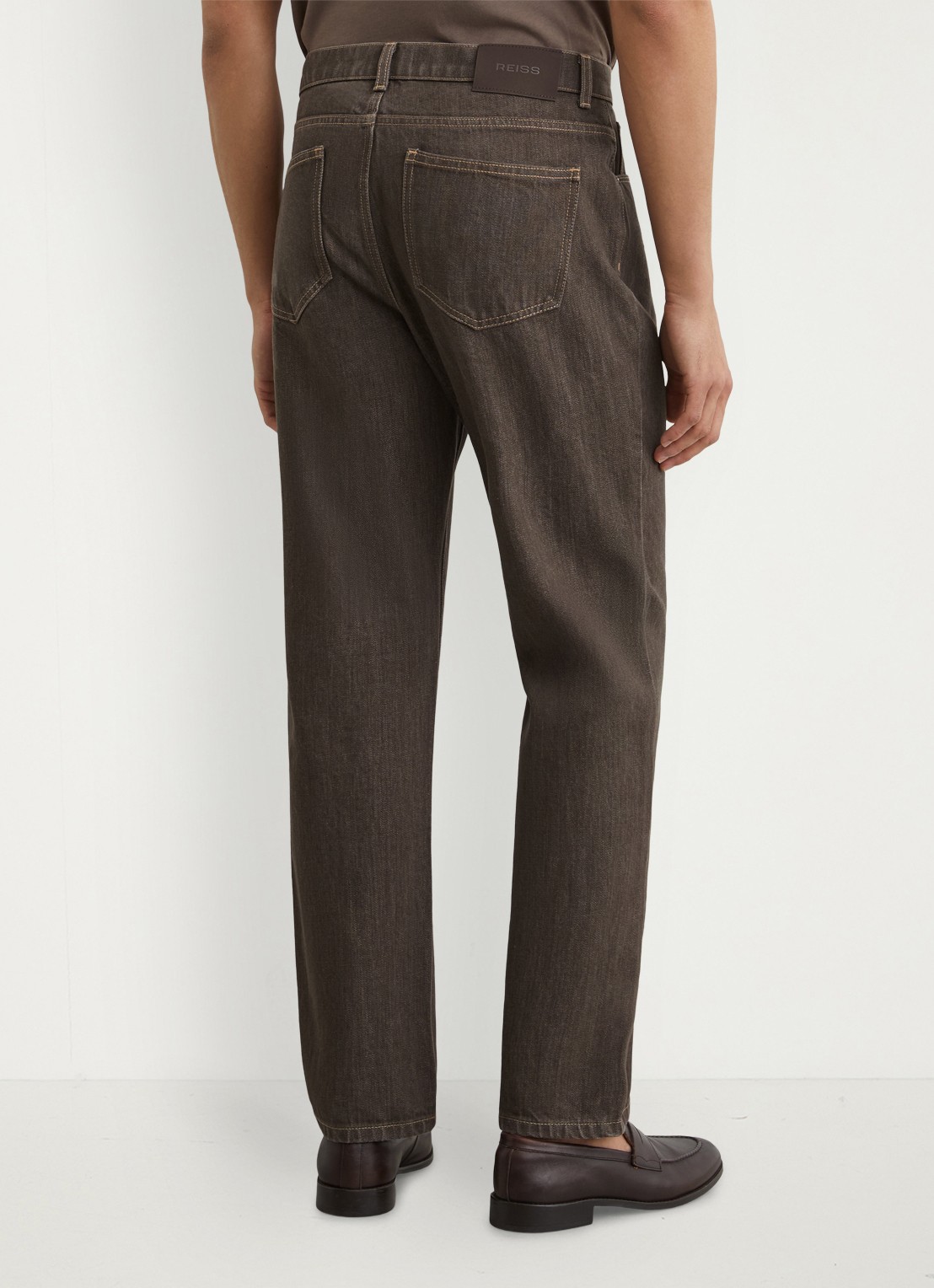 Reiss Bishopgate straight leg jeans met steekzakken - achterkant 6 donkerbruin