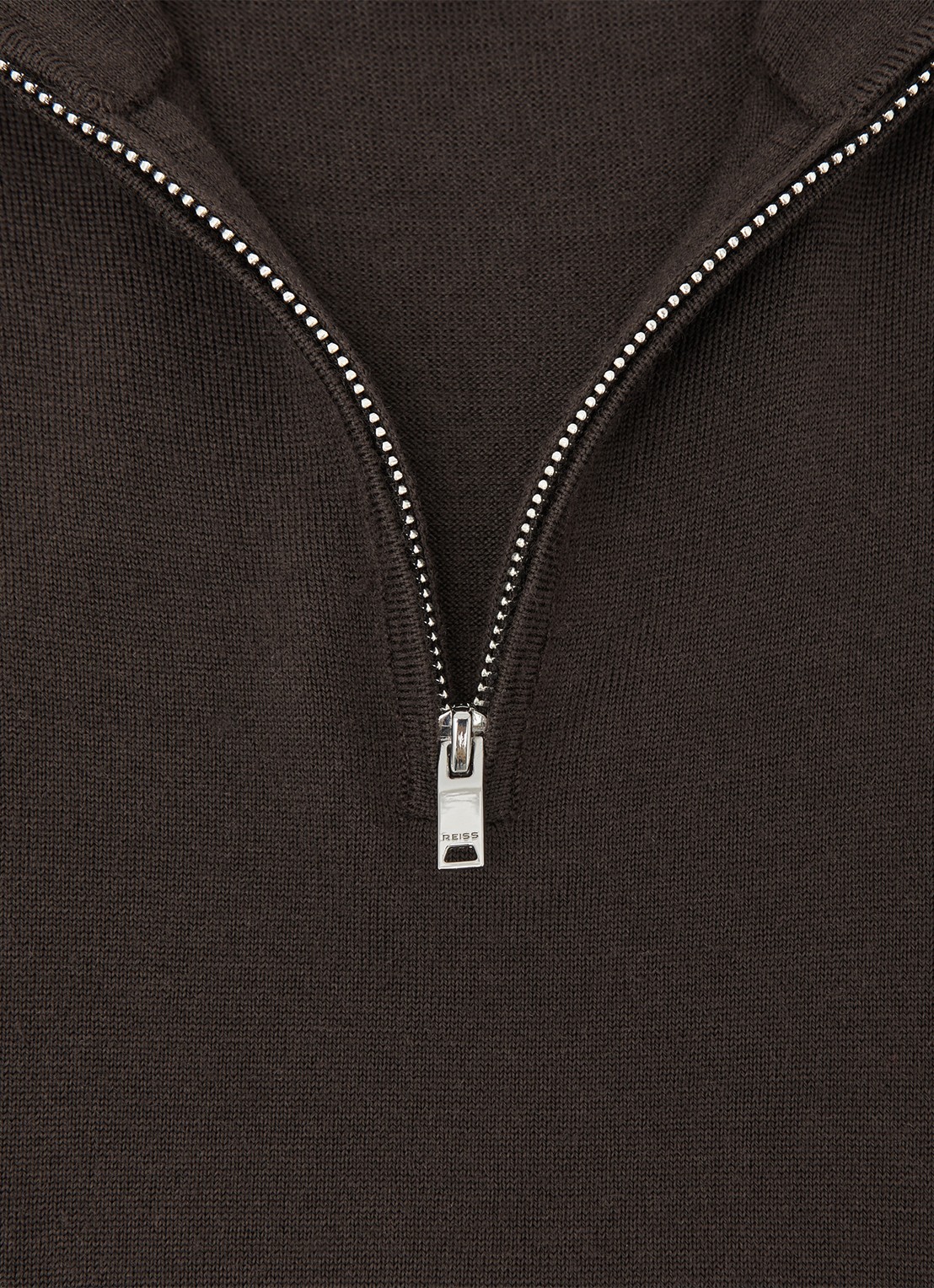 Reiss Blackhall fijngebreide trui met polokraag - detail 3 chocoladebruin