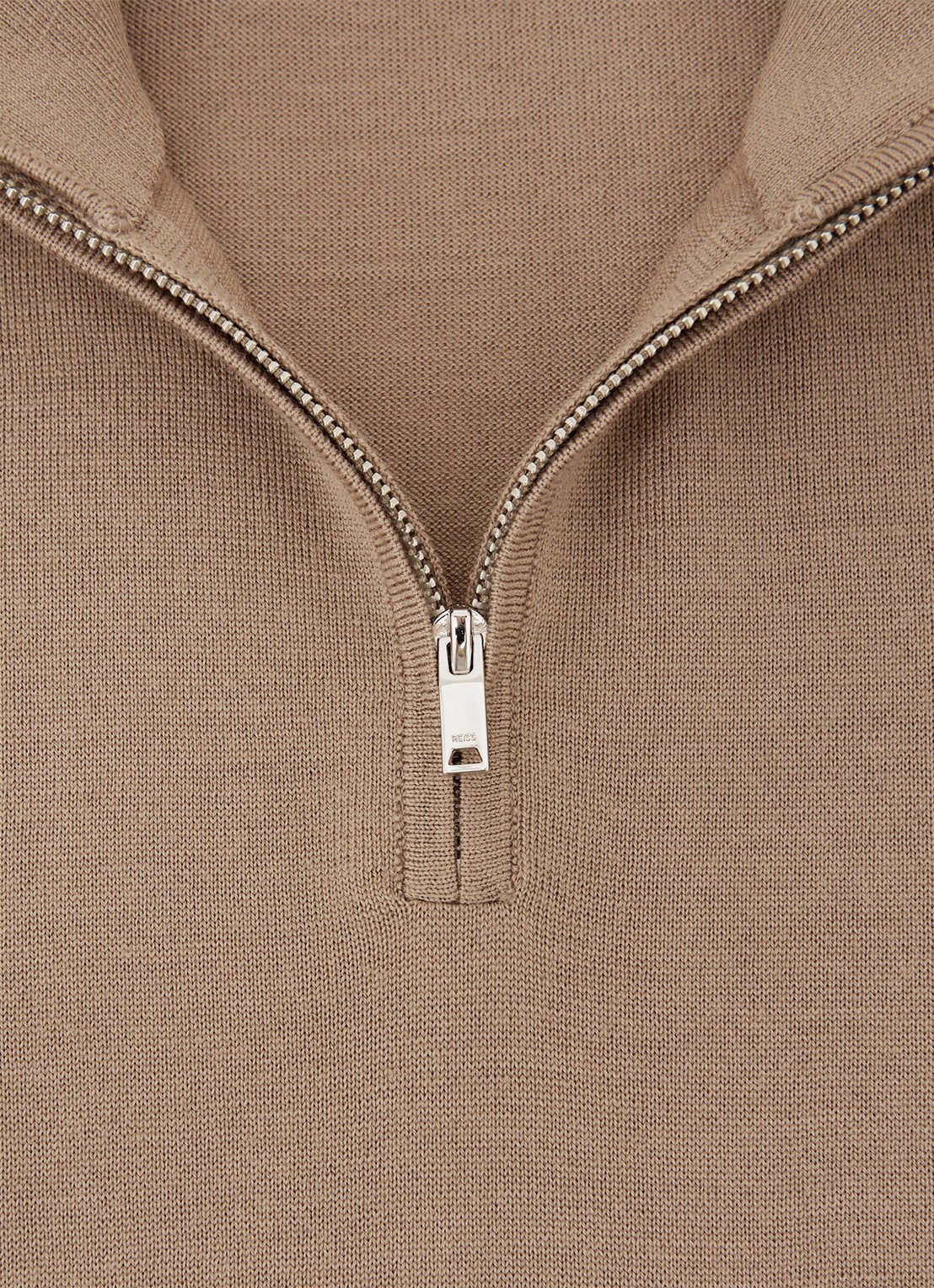 Reiss Blackhall fijngebreide trui van wol met halve rits  - detail 4 camel