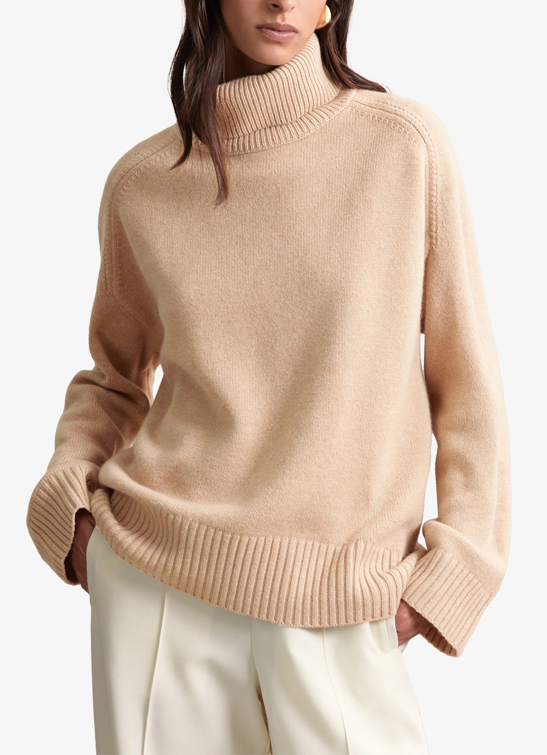 Reiss Brooklyn fijngebreide trui in wolblend - detail 4 beige