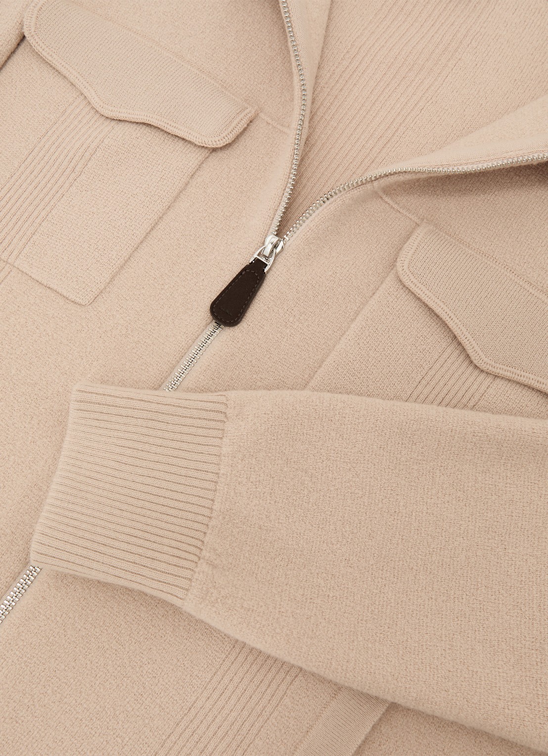 Reiss Calder fijngebreid vest van wol met borstzakken  - detail 6 camel