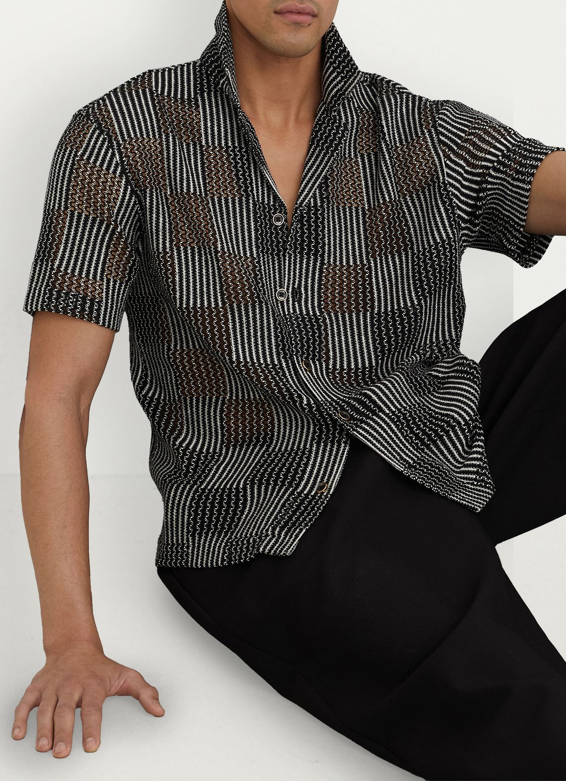 Reiss CARLOS Checkerboard Crochet Cuban Collar Shirt - detail 5 black / zwart