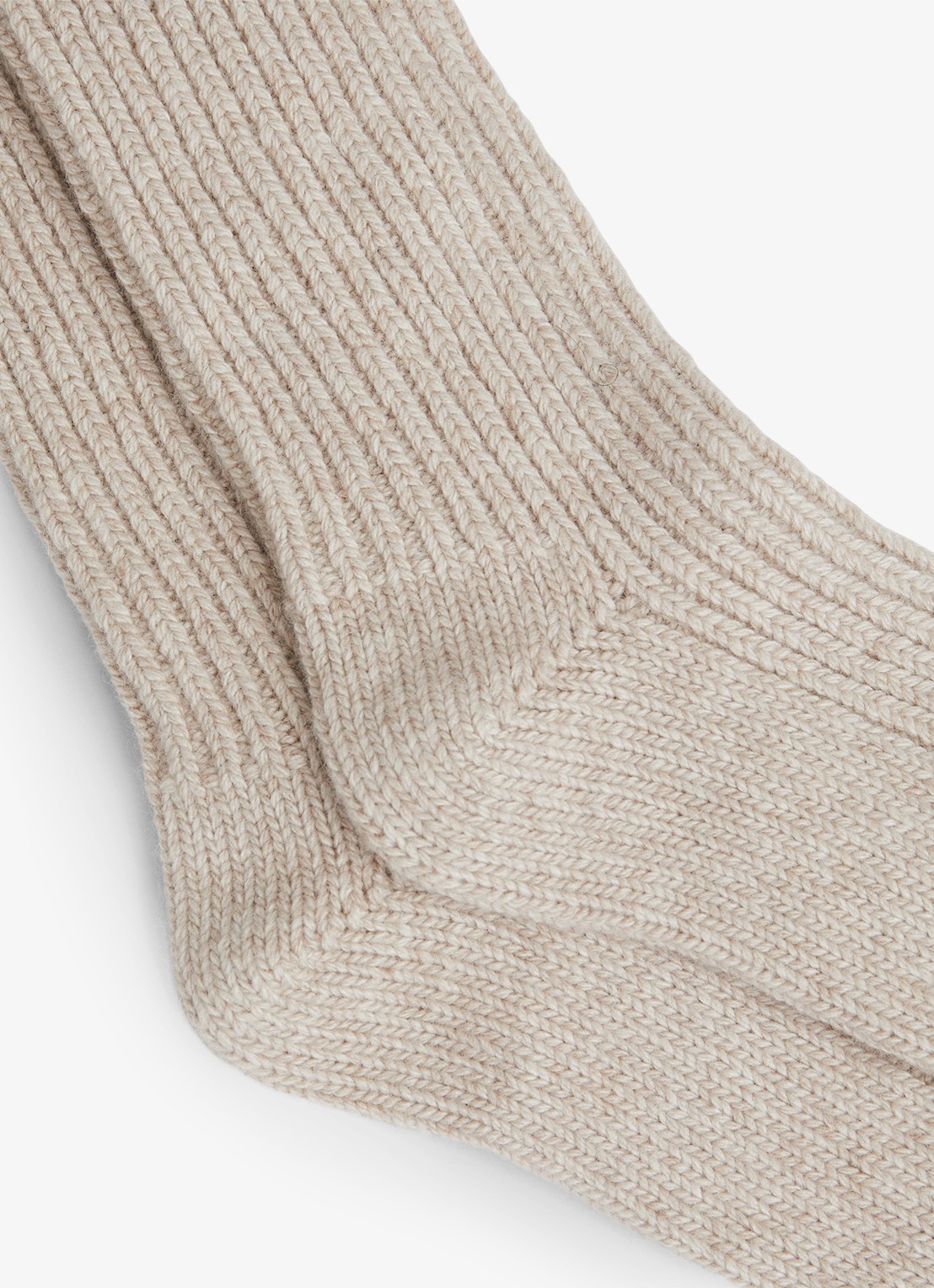 Reiss Carmen sokken in kasjmierblend - detail 2 beige