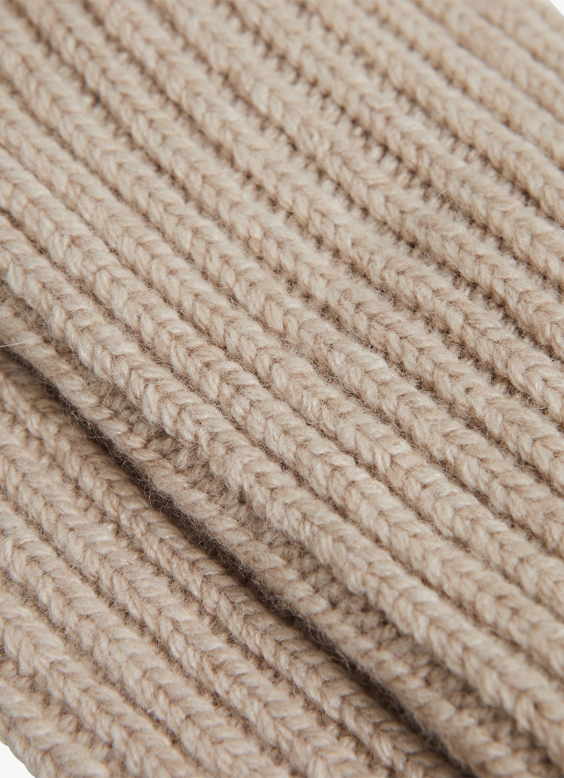 Reiss Carmen sokken in kasjmierblend - detail 3 beige