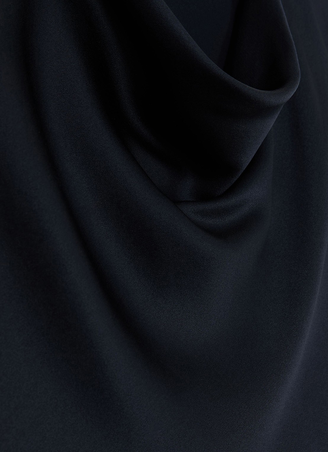 Reiss Cate top van zijde met watervalhals - detail 2 donkerblauw
