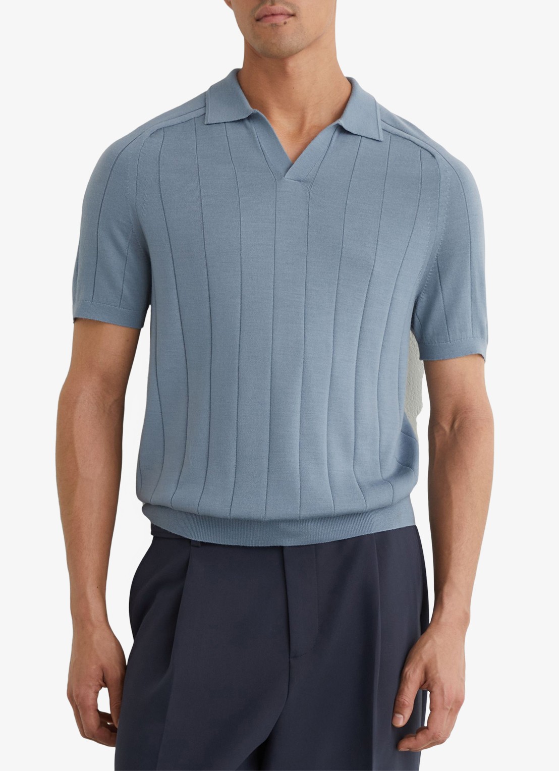 Reiss Chelmsford slim fit polo van merinowol - detail 2 armour blue / blauw