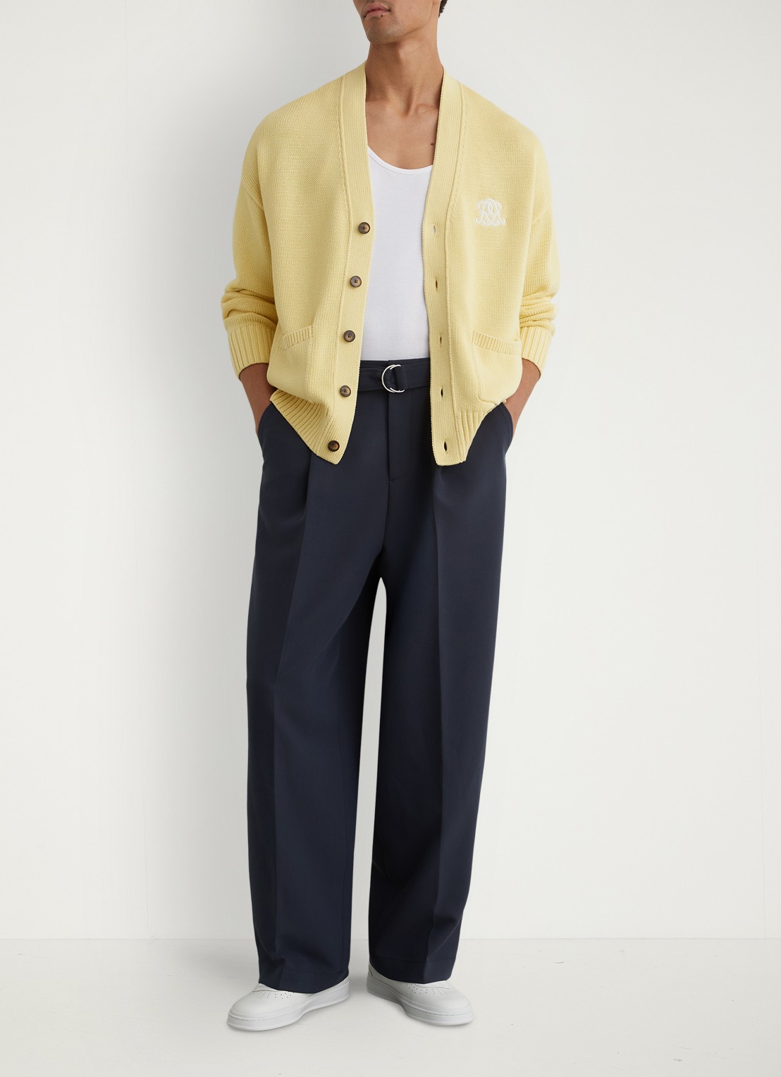 Reiss Coates grofgebreid vest met borduring - voorkant 6 geel